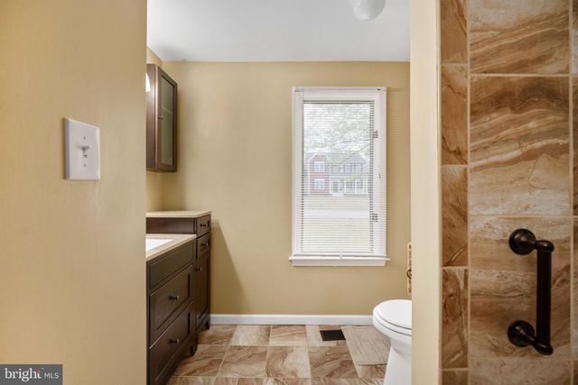 200 LIBERTY BLVD, Locust Grove, VA 22508