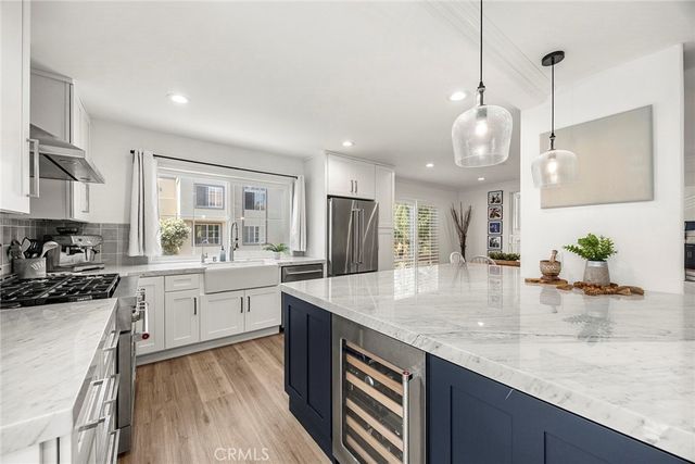 19256 Seabrook Lane, Huntington Beach, CA 92648