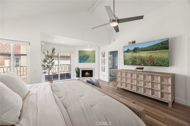 19256 Seabrook Lane, Huntington Beach, CA 92648
