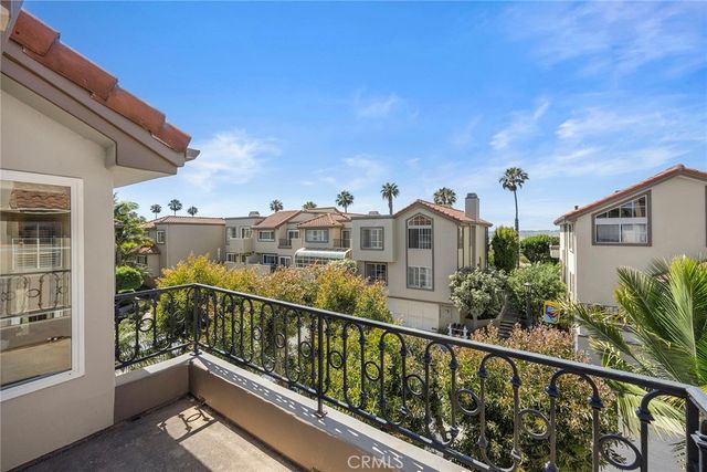 19256 Seabrook Lane, Huntington Beach, CA 92648