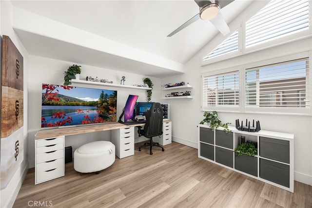 19256 Seabrook Lane, Huntington Beach, CA 92648