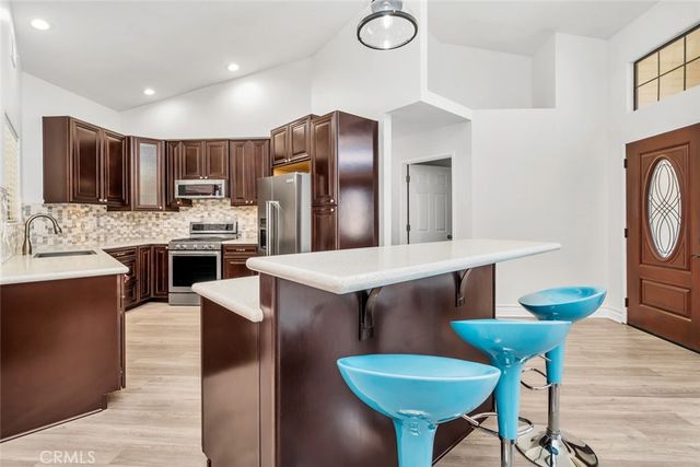 6501 Ambergrove, Bakersfield, CA 93313