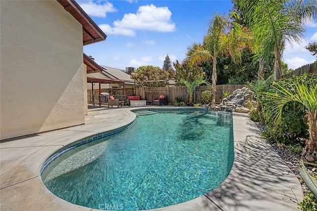 6501 Ambergrove, Bakersfield, CA 93313