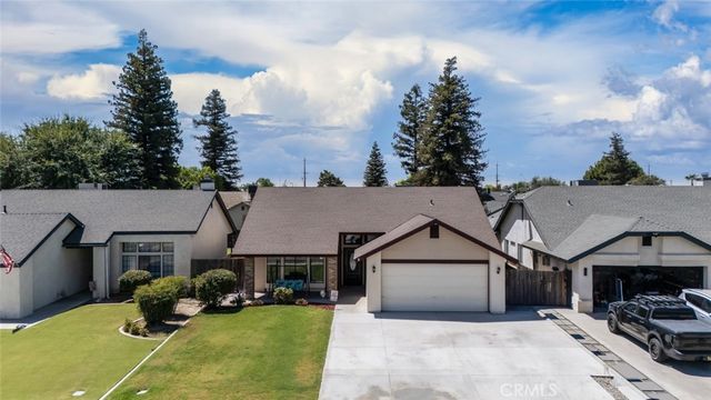6501 Ambergrove, Bakersfield, CA 93313