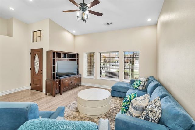 6501 Ambergrove, Bakersfield, CA 93313