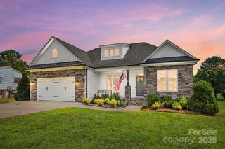 102 Royal Avenue, Albemarle, NC 28001