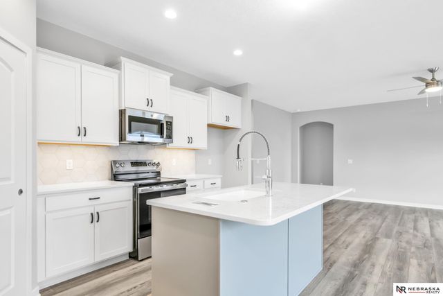 4509 S 213TH Street, Elkhorn, NE 68022