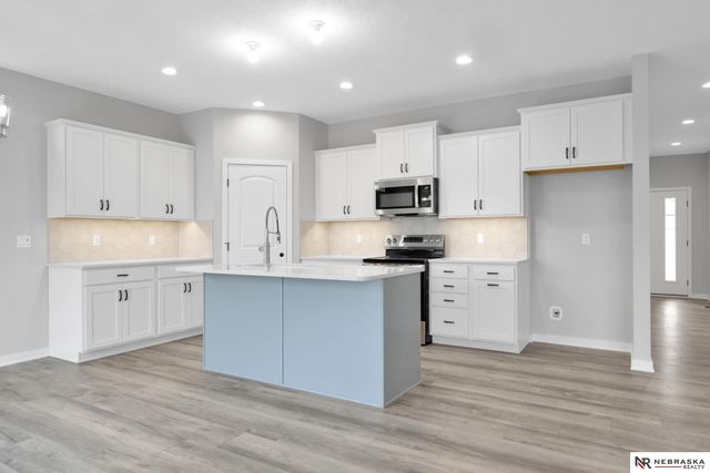 4509 S 213TH Street, Elkhorn, NE 68022