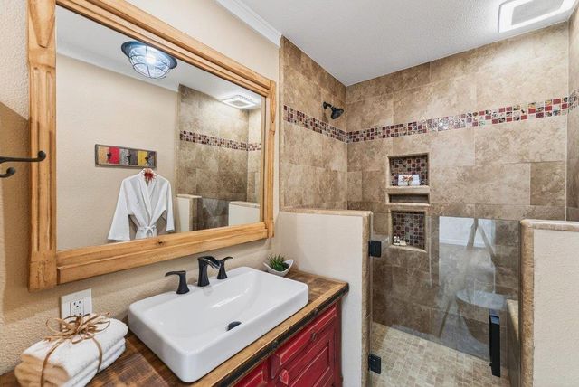 4399 Glenwood Drive, Scotts Valley, CA 95066