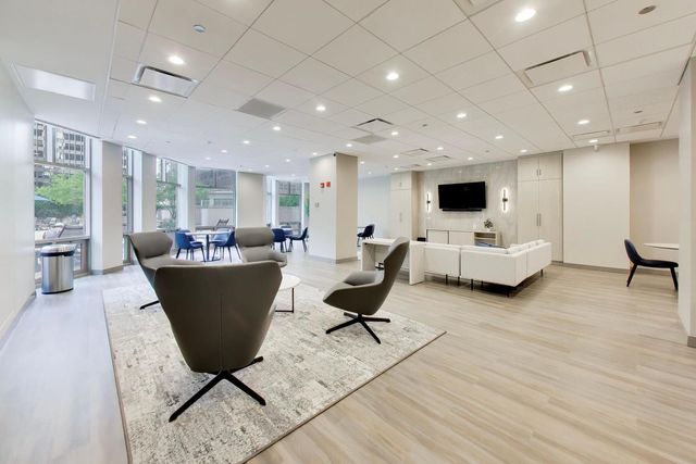 222 N Columbus Drive 302, Chicago, IL 60601
