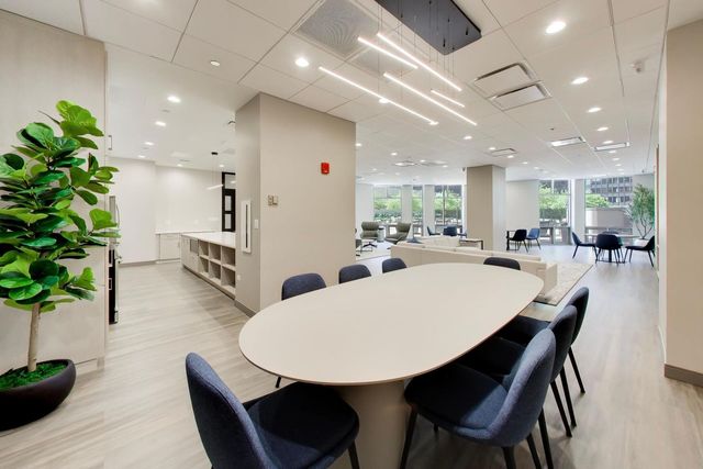 222 N Columbus Drive 302, Chicago, IL 60601
