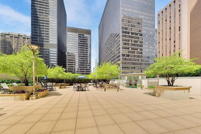 222 N Columbus Drive 302, Chicago, IL 60601