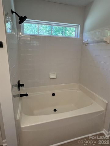 5637 Hedgecrest Place, Charlotte, NC 28269