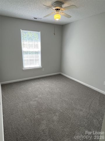 5637 Hedgecrest Place, Charlotte, NC 28269