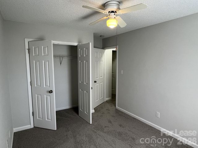 5637 Hedgecrest Place, Charlotte, NC 28269