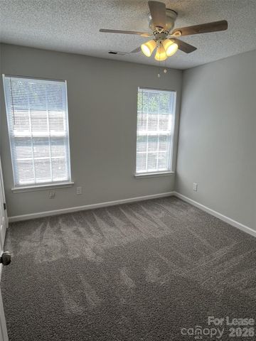 5637 Hedgecrest Place, Charlotte, NC 28269