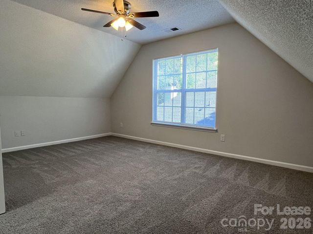 5637 Hedgecrest Place, Charlotte, NC 28269