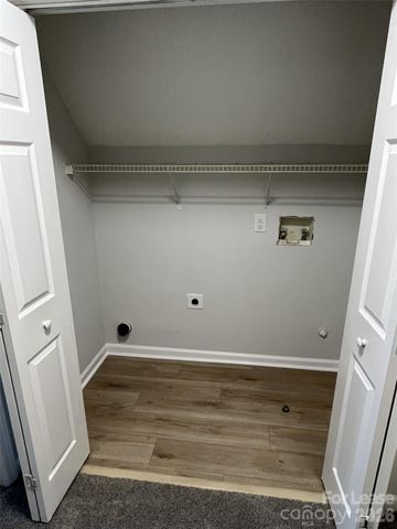 5637 Hedgecrest Place, Charlotte, NC 28269