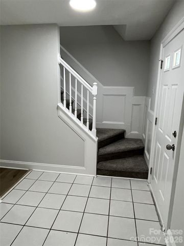 5637 Hedgecrest Place, Charlotte, NC 28269