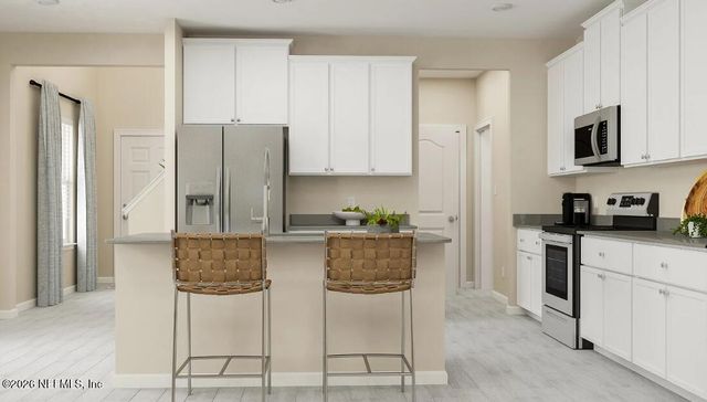 589 AVALON WOODS Lane, Jacksonville, FL 32218