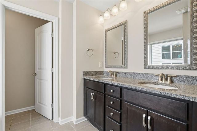 6535 Crosscreek Lane, Flowery Branch, GA 30542