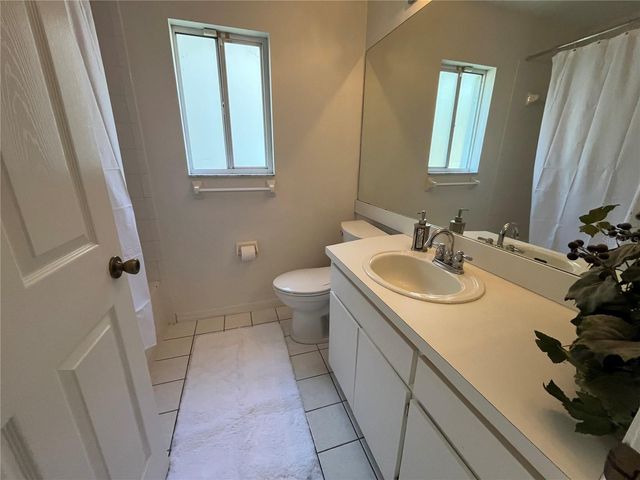 2930 SHANNON CIR, Palm Harbor, FL 34684