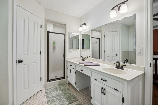 1390 Barclay Drive, Lawrenceville, GA 30043