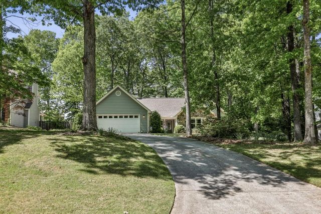 1390 Barclay Drive, Lawrenceville, GA 30043