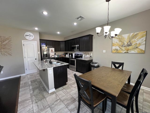 1619 N Plains Ave, Zachary, LA 70791