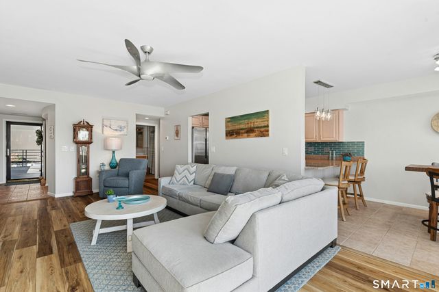 833 Popes Island Road 833, Milford, CT 06461