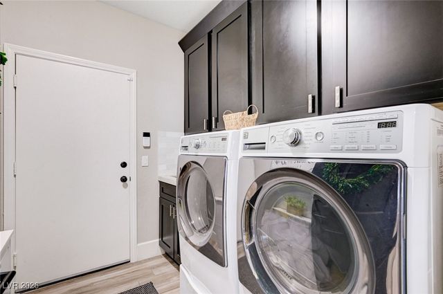 1513 Waterford Falls Avenue, Las Vegas, NV 89123