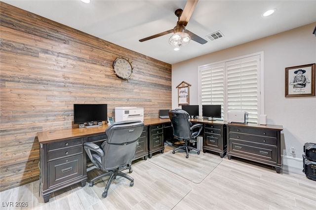 1513 Waterford Falls Avenue, Las Vegas, NV 89123