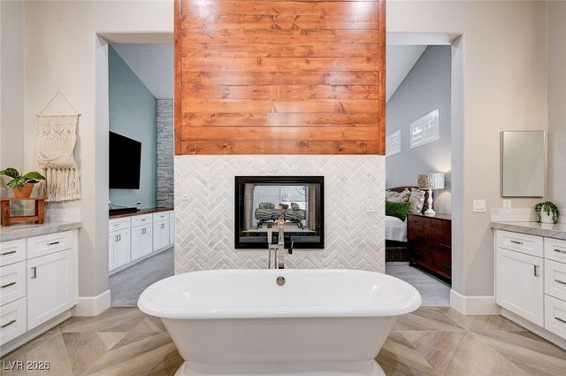 1513 Waterford Falls Avenue, Las Vegas, NV 89123