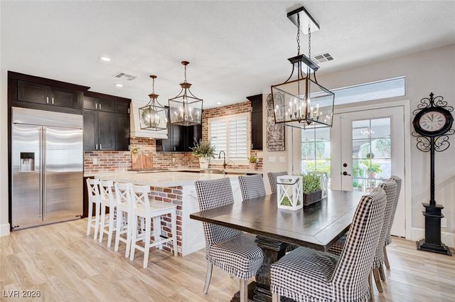 1513 Waterford Falls Avenue, Las Vegas, NV 89123