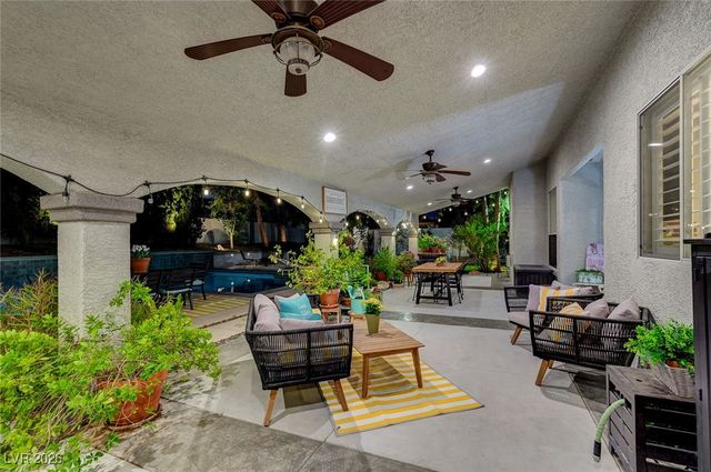 1513 Waterford Falls Avenue, Las Vegas, NV 89123