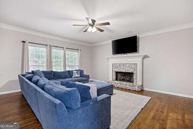 3180 Crestmont Way NW, Kennesaw, GA 30152