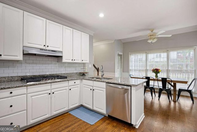 3180 Crestmont Way NW, Kennesaw, GA 30152
