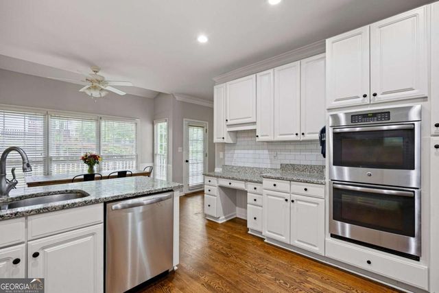 3180 Crestmont Way NW, Kennesaw, GA 30152