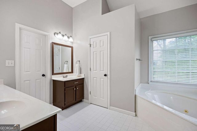 3180 Crestmont Way NW, Kennesaw, GA 30152