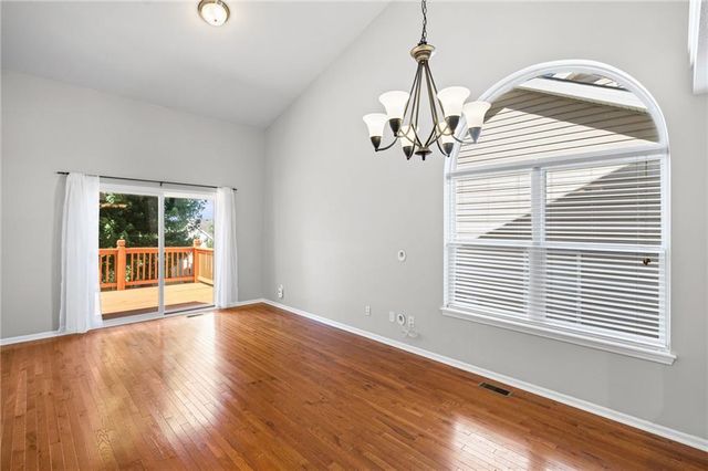 3637 NW 85th Street, Kansas City, MO 64154