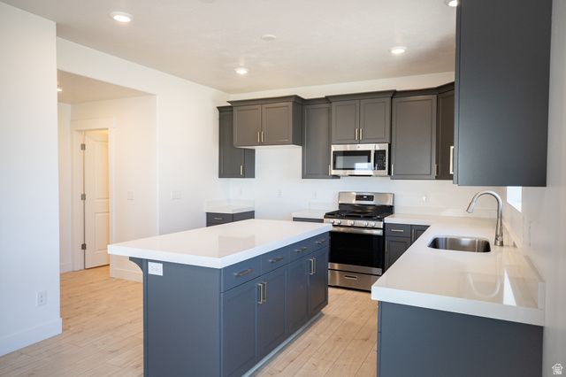 1151 N 1020 W, Salem, UT 84653