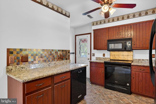 104 NORDICK DR, Lancaster, PA 17602
