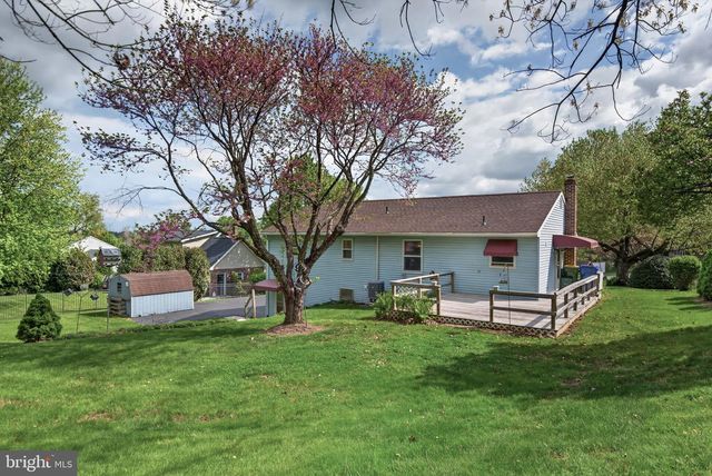 104 NORDICK DR, Lancaster, PA 17602