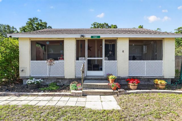 702 NW 3RD STREET, Mulberry, FL 33860