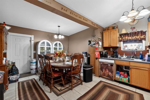 702 NW 3RD STREET, Mulberry, FL 33860