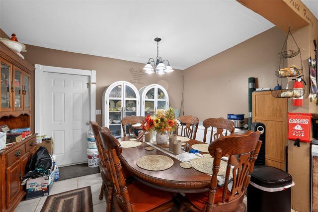 702 NW 3RD STREET, Mulberry, FL 33860
