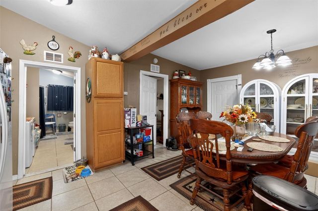 702 NW 3RD STREET, Mulberry, FL 33860