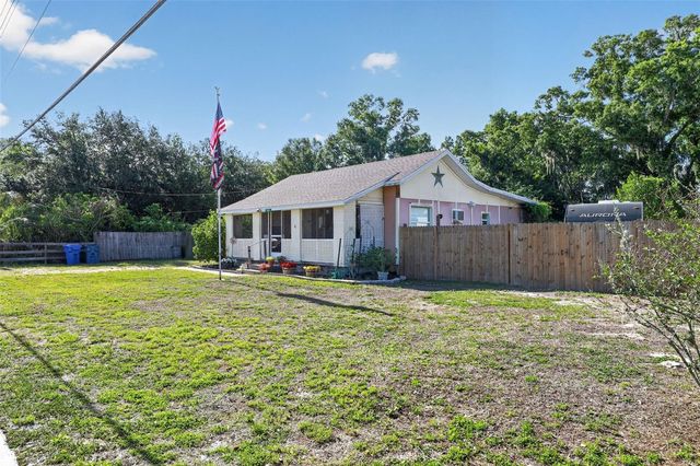 702 NW 3RD STREET, Mulberry, FL 33860