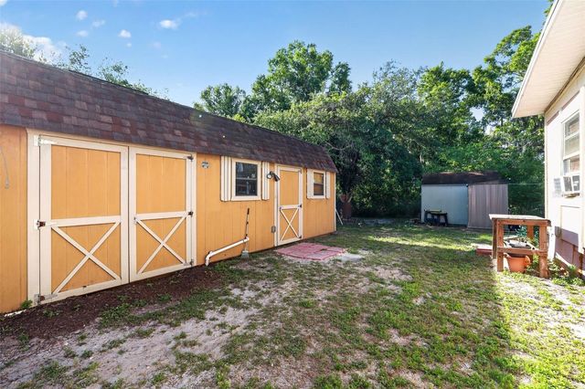 702 NW 3RD STREET, Mulberry, FL 33860