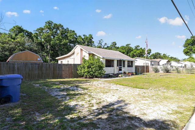 702 NW 3RD STREET, Mulberry, FL 33860